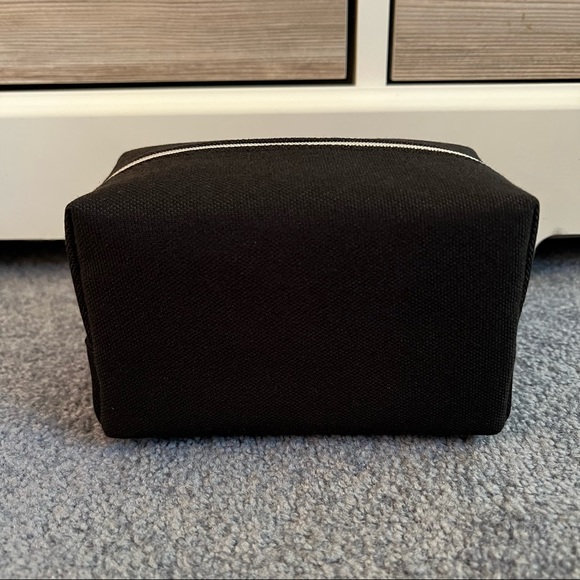 Dior Cosmetic Pouch - Picture 2 of 6